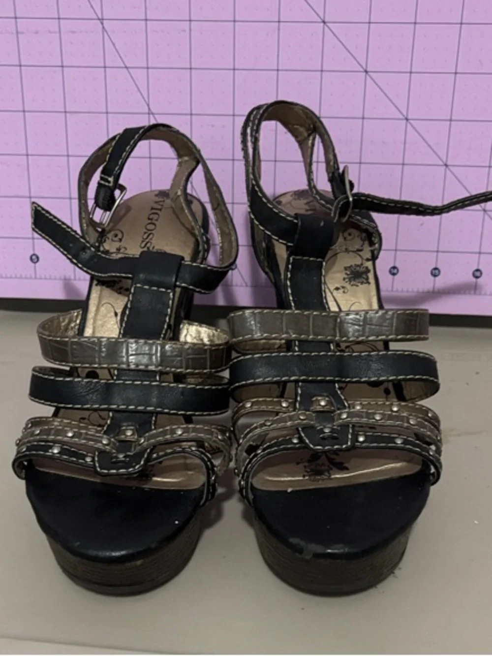 Vigoss Black and Brown Strappy Platform Heels